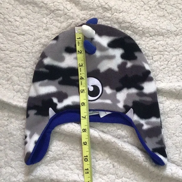 Children’s Place 1989🎄Monster camo ear flap hat - Picture 6 of 8